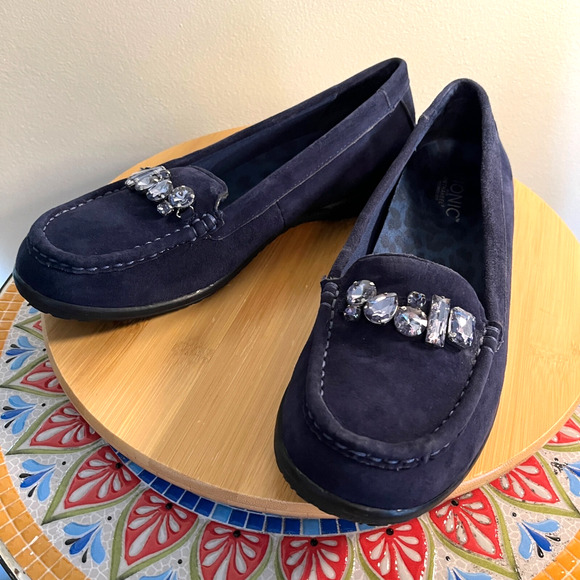 Vionic Navy Blue Faux Suede Sz 10 Womens Loafers Rhinestones Arch Support - Picture 1 of 10